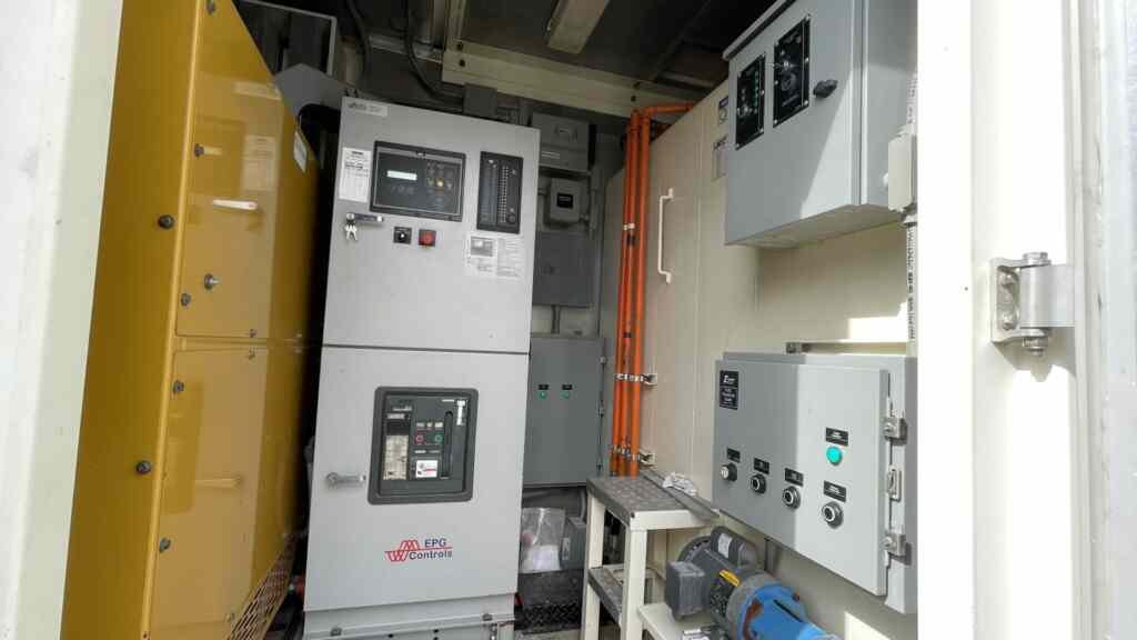 UE2176 (4)