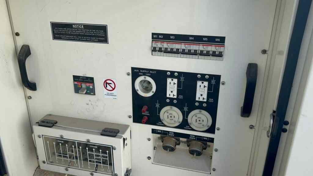 Caterpillar XQ60 Trailer Mounted Diesel Generator