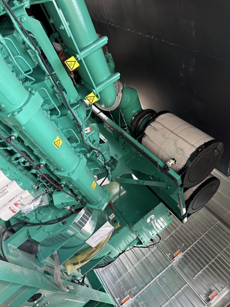 Cummins C2000D6E Tier 2 High-Capacity Industrial Generator