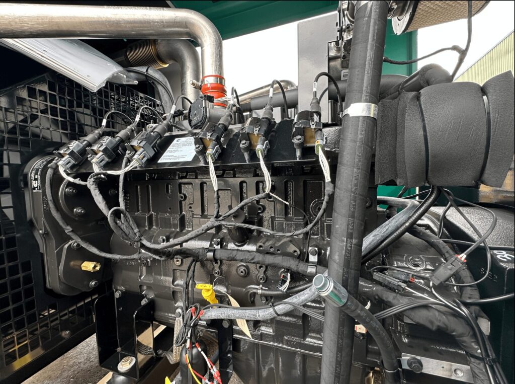 Outdoor shot of New Cummins C150N6 Standby Natural Gas / Propane Generator providing cleaner natural gas standby power for mobile jobsite power