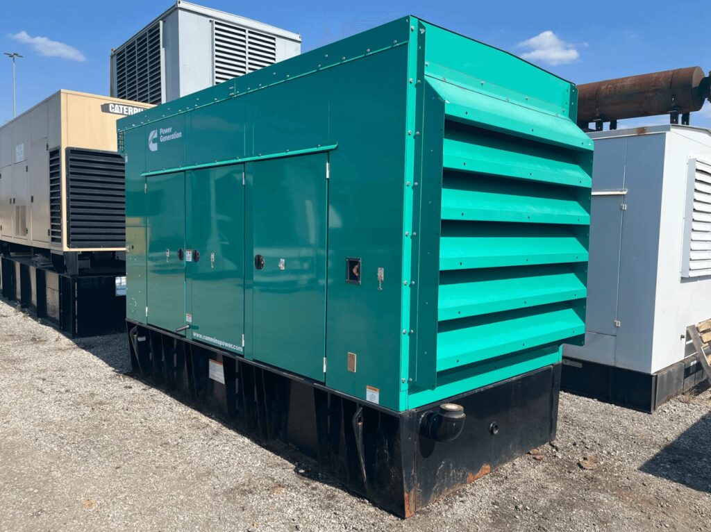 Outdoor shot of Cummins DFEK Standby Diesel Generator - Tier 2 with Tier 2 emissions compliance for mobile jobsite power