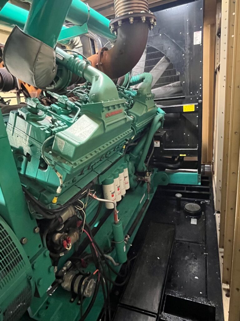 GS4864-Cummins-QSK60s-F-rotated