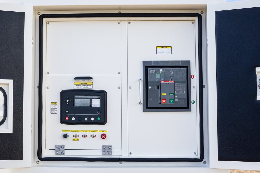 Wanco Generator Mobile 300kW (WSP415) control panels