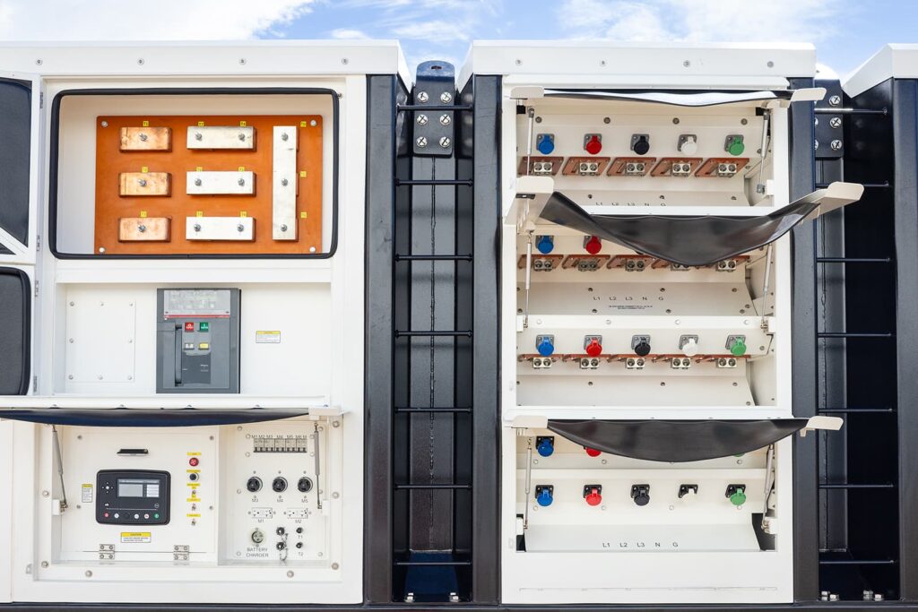 Wanco Generator Mobile 500kW (WSP690) controls & connections